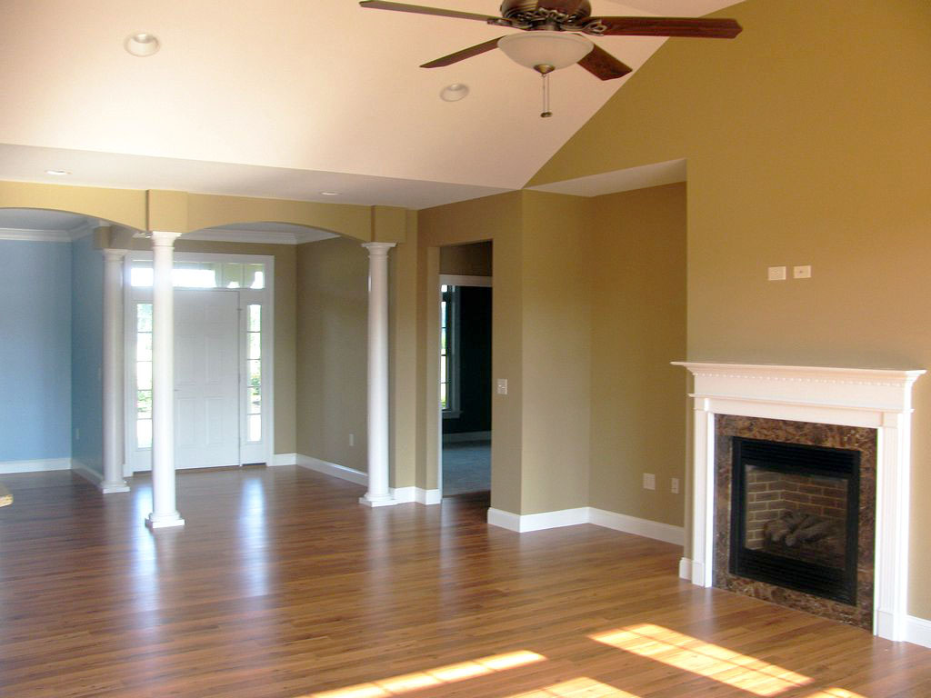 Parkway - Great Room and Foyer